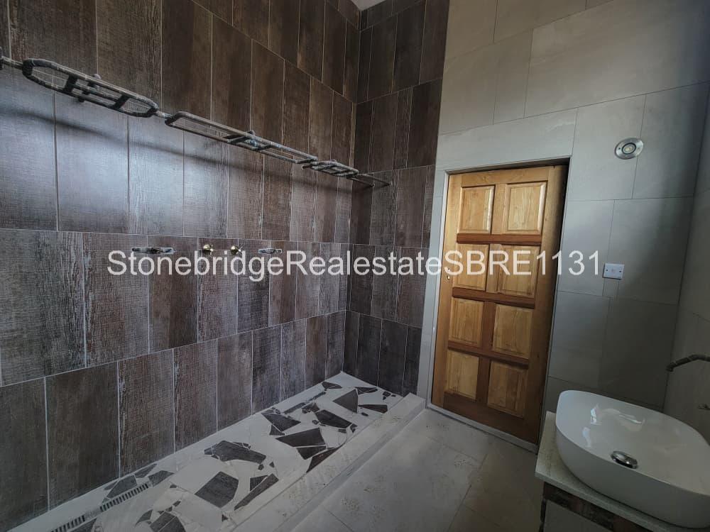 NIPHD-PLBE – Free Standing House in Hopelyn For Sale