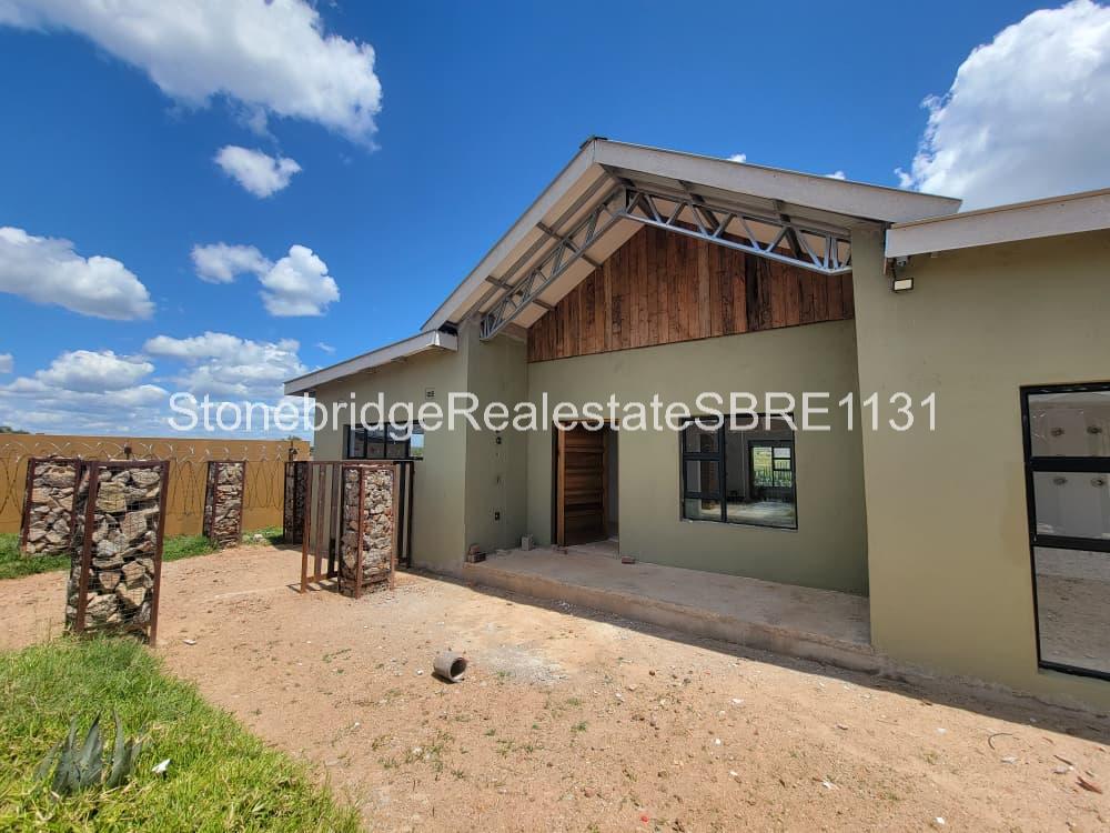 NIPHD-PLBE – Free Standing House in Hopelyn For Sale
