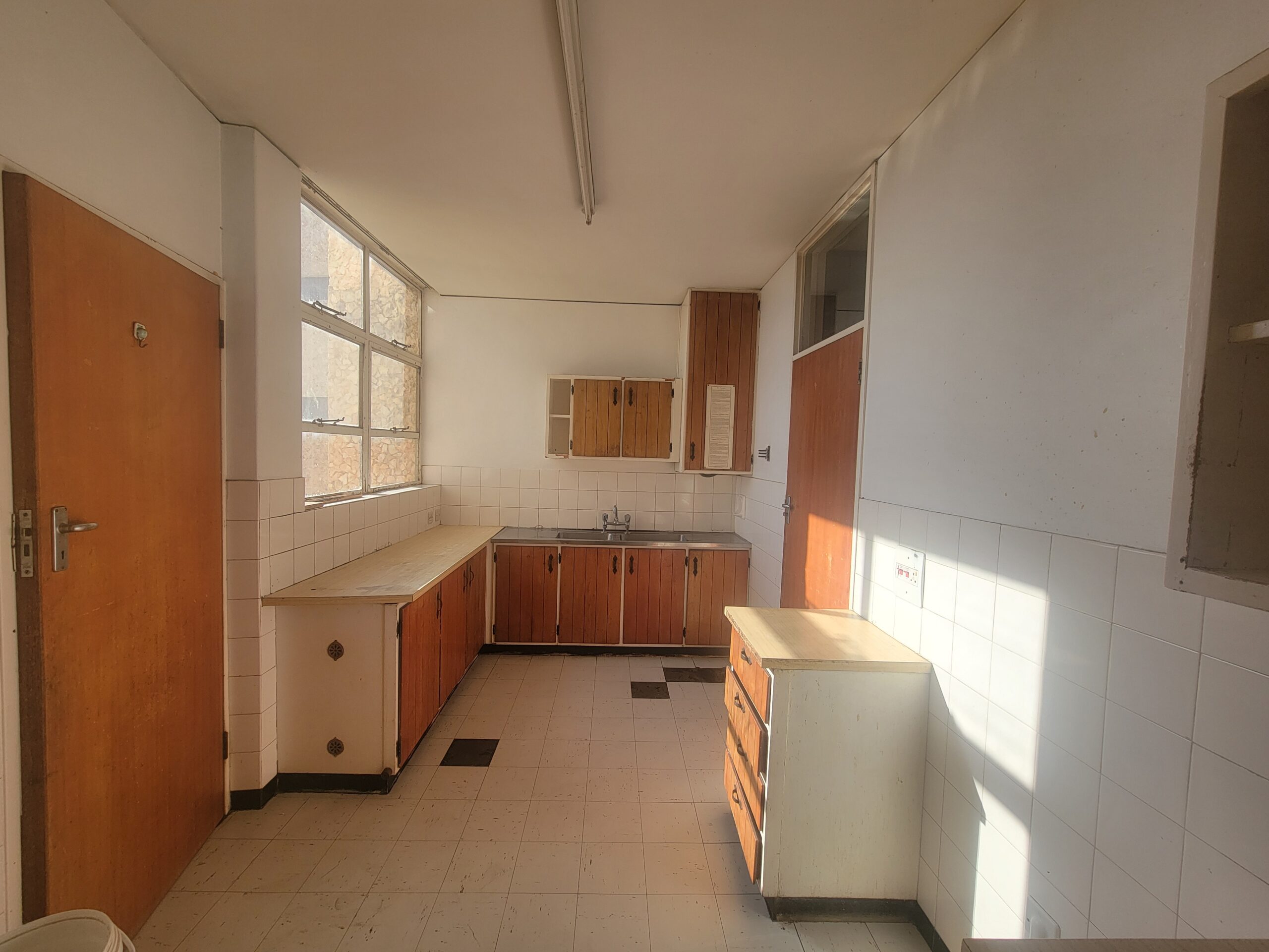 NIPHD-Y6IV – Apartment in Ascot For Sale, property photo 15