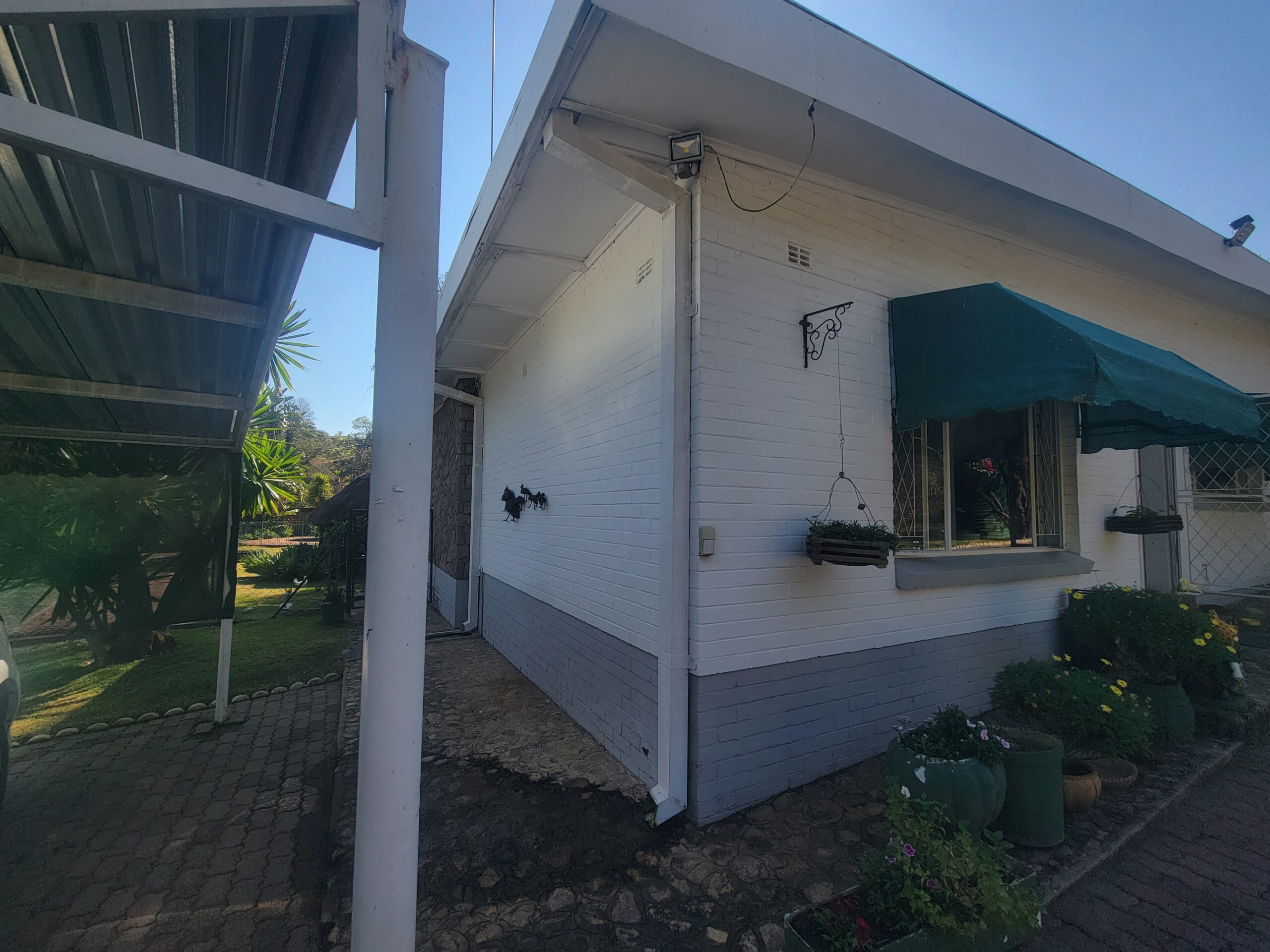 NIPHD-V8TJ – Free Standing House in Hillside For Sale, property photo 3