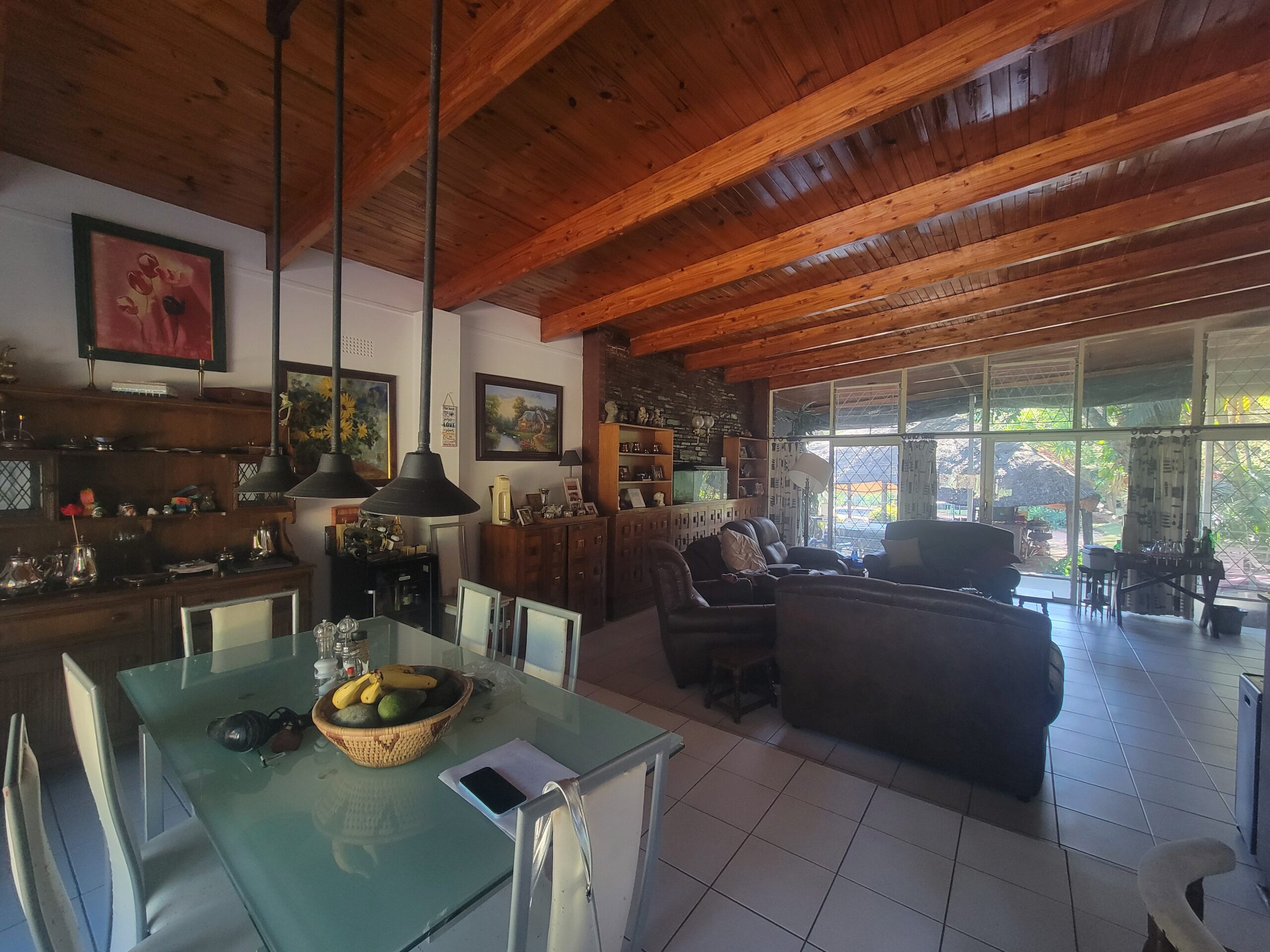 NIPHD-V8TJ – Free Standing House in Hillside For Sale, property photo 4