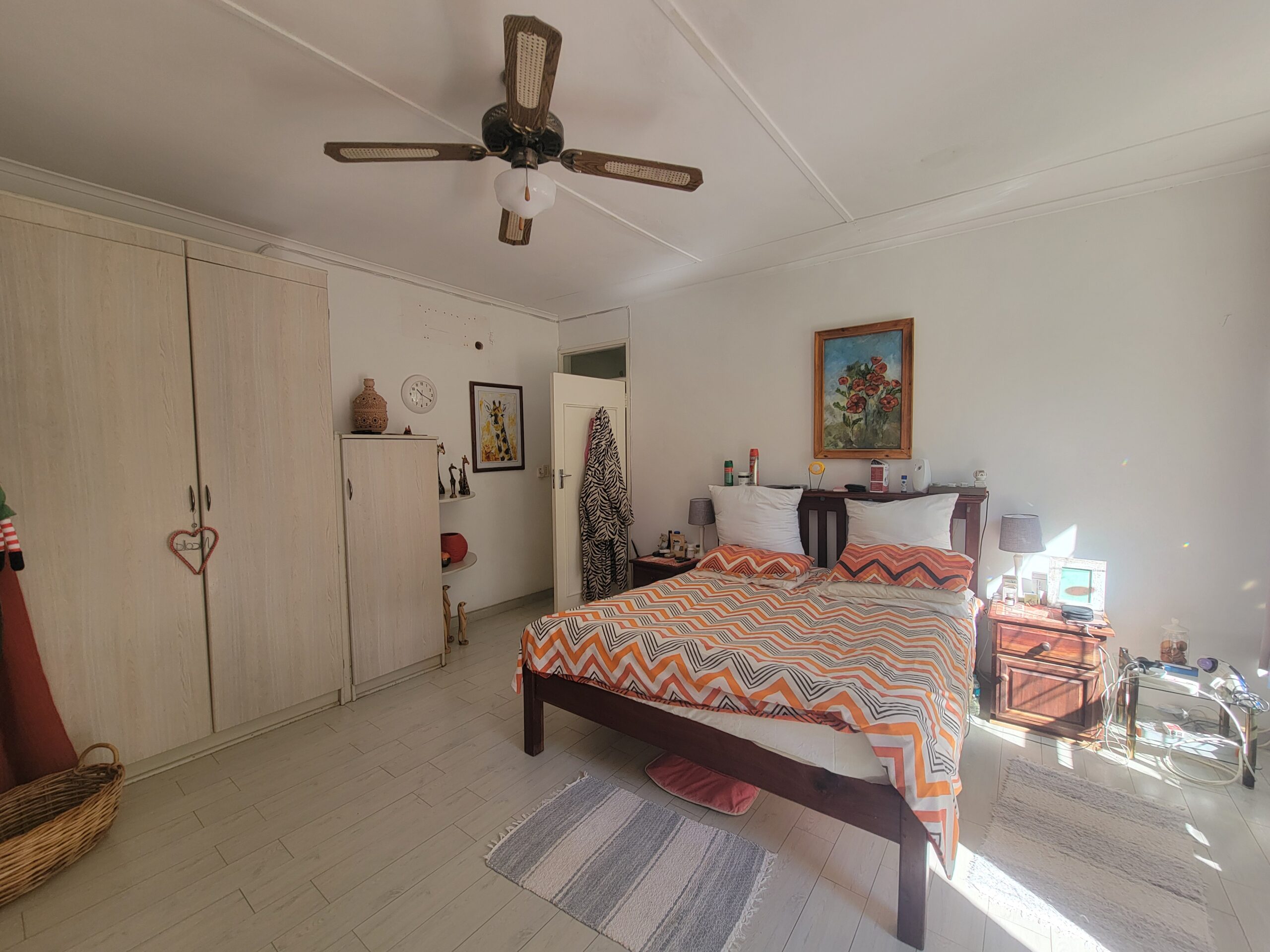 NIPHD-V8TJ – Free Standing House in Hillside For Sale, property photo 21