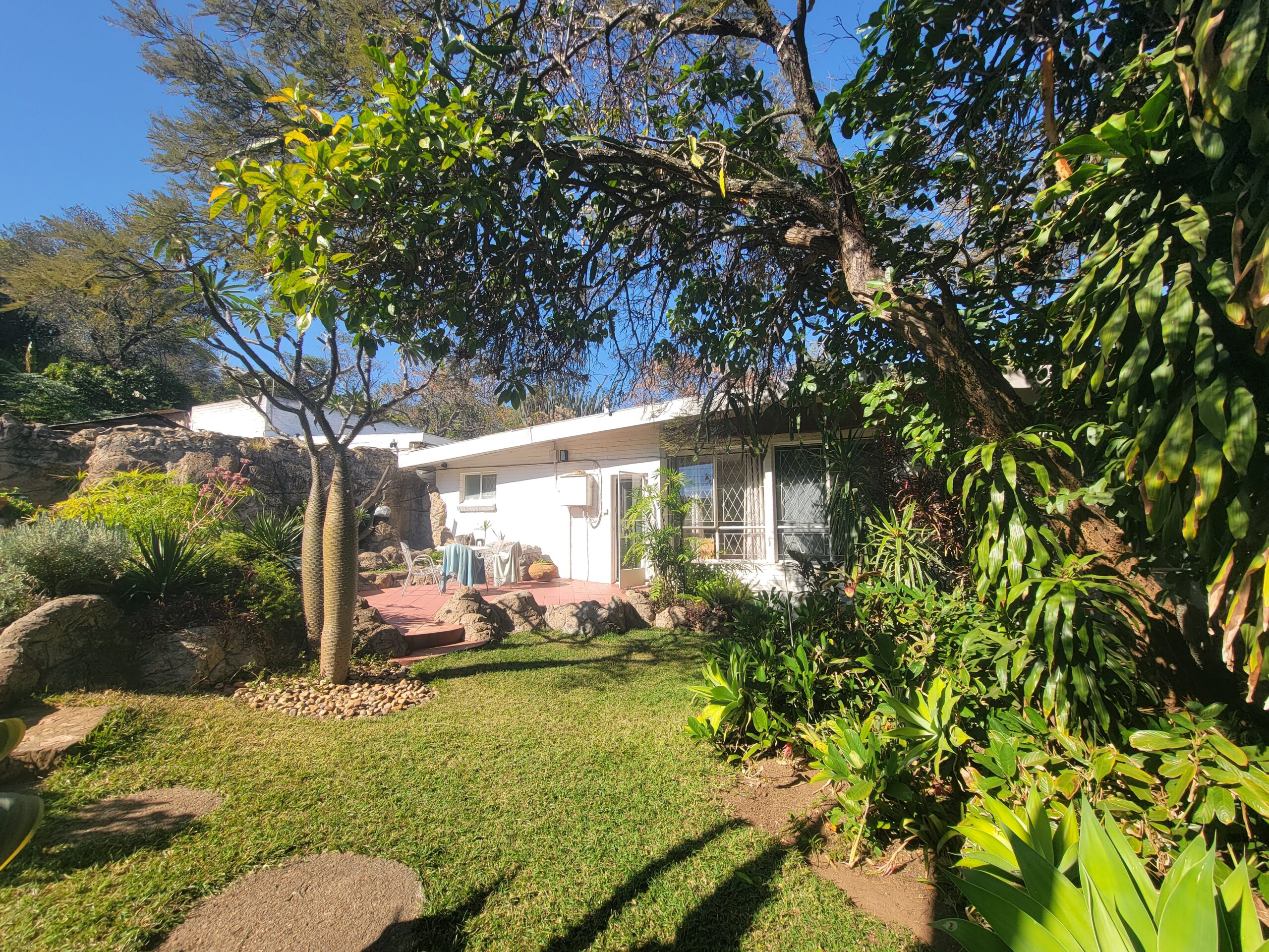 NIPHD-V8TJ – Free Standing House in Hillside For Sale, property photo 30