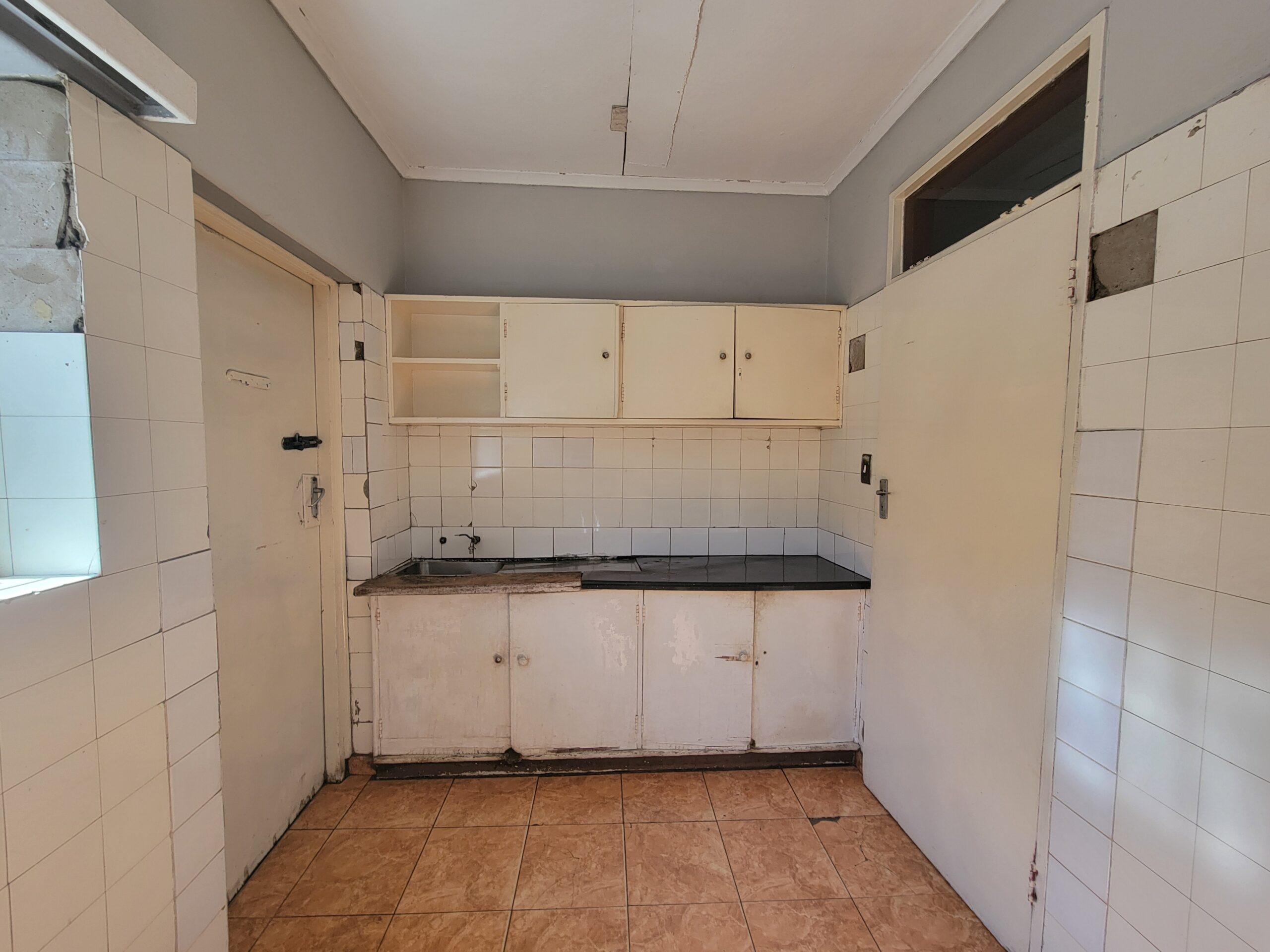 NIPHD-7M5O – Apartment in CBD For Sale, property photo 6