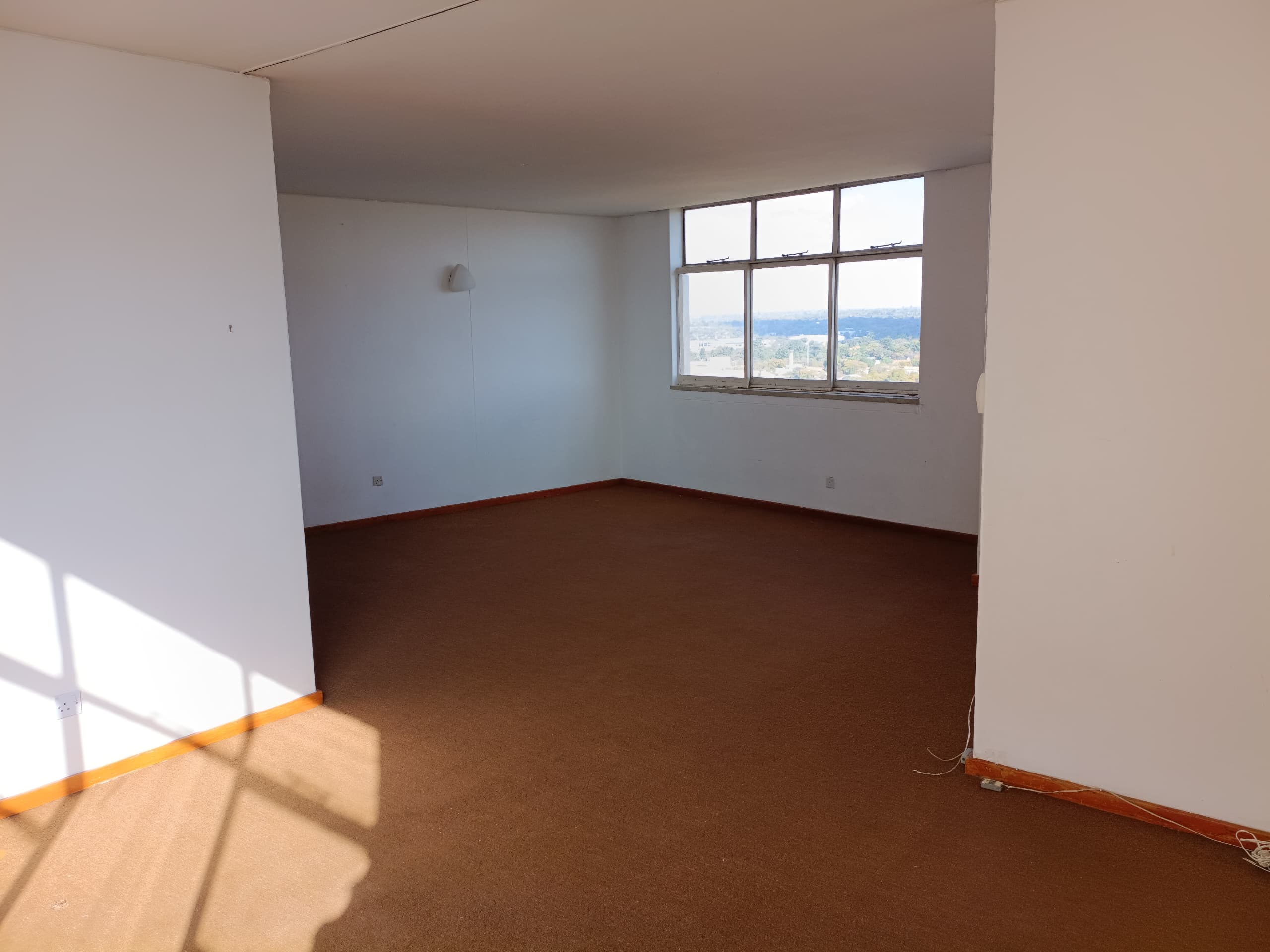 NIPHD-Y6IV – Apartment in Ascot For Sale, property photo 4