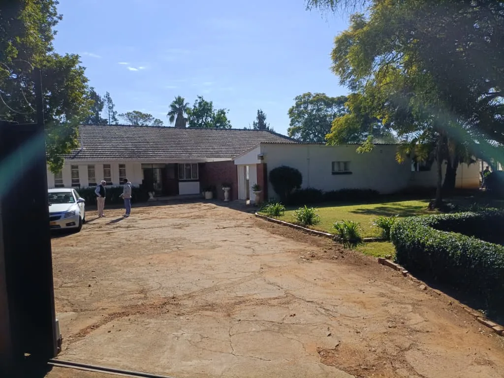 NIPHD-P0W7 – Free Standing House in Hillside For Sale, property photo 7
