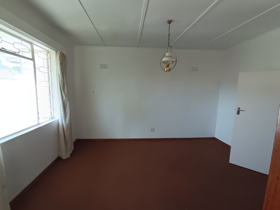 NIPHD-P0W7 – Free Standing House in Hillside For Sale, property photo 18