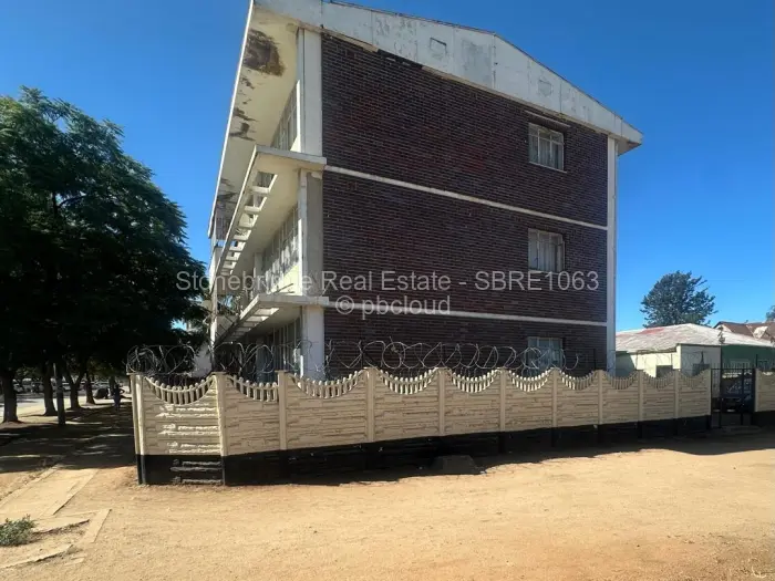NIPHD-UQET – Apartment in CBD For Sale, property photo 4