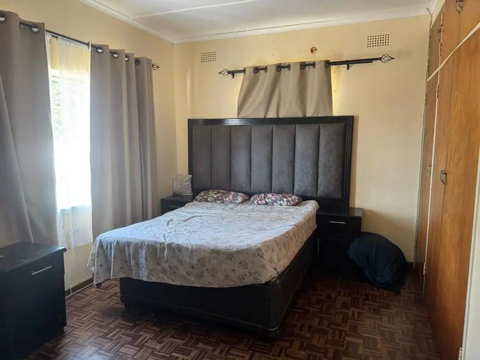 NIPHD-7ED4 – Free Standing House in Manningdale For Sale, property photo 9